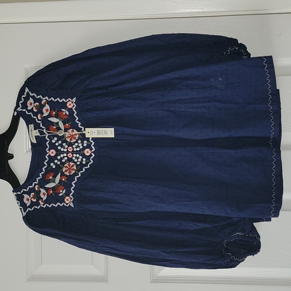 Max Studio Embroidered Blouse